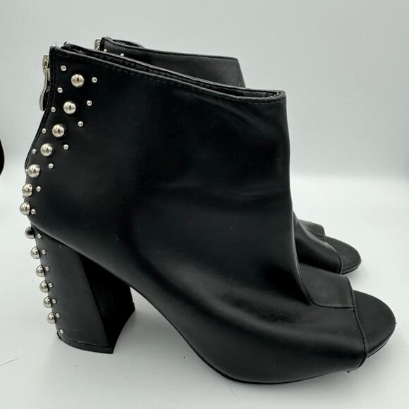 Madden Girl Arla Studded Peep Toe Booties Black 8.5M Block Heel Zip Back - Picture 1 of 8